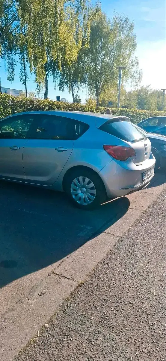 Gebraucht Opel Astra 118 PS (86 kW) 2015 Silber Kombi