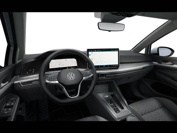 Gebraucht VW Golf VIII Life 204 PS (150 kW) 2025 Weiß Limousine