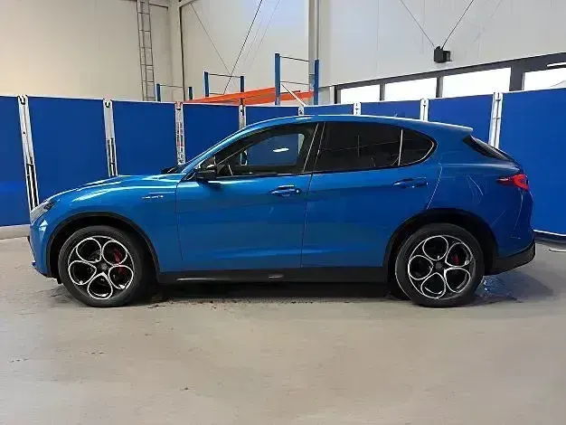 Gebraucht Alfa Romeo Stelvio Veloce 280 PS (205 kW) 2023 Blau SUV