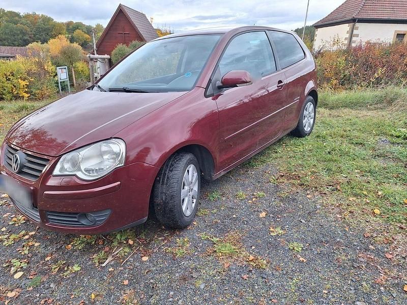 Gebraucht VW Polo Trendline 60 PS (44 kW) 2008 Rot Kleinwagen
