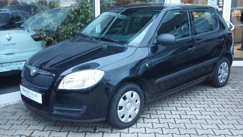 Schwarz Gebraucht 2009 Skoda Fabia Ambiente Kleinwagen | 4.985 € (Teuer) - Bild 1/2