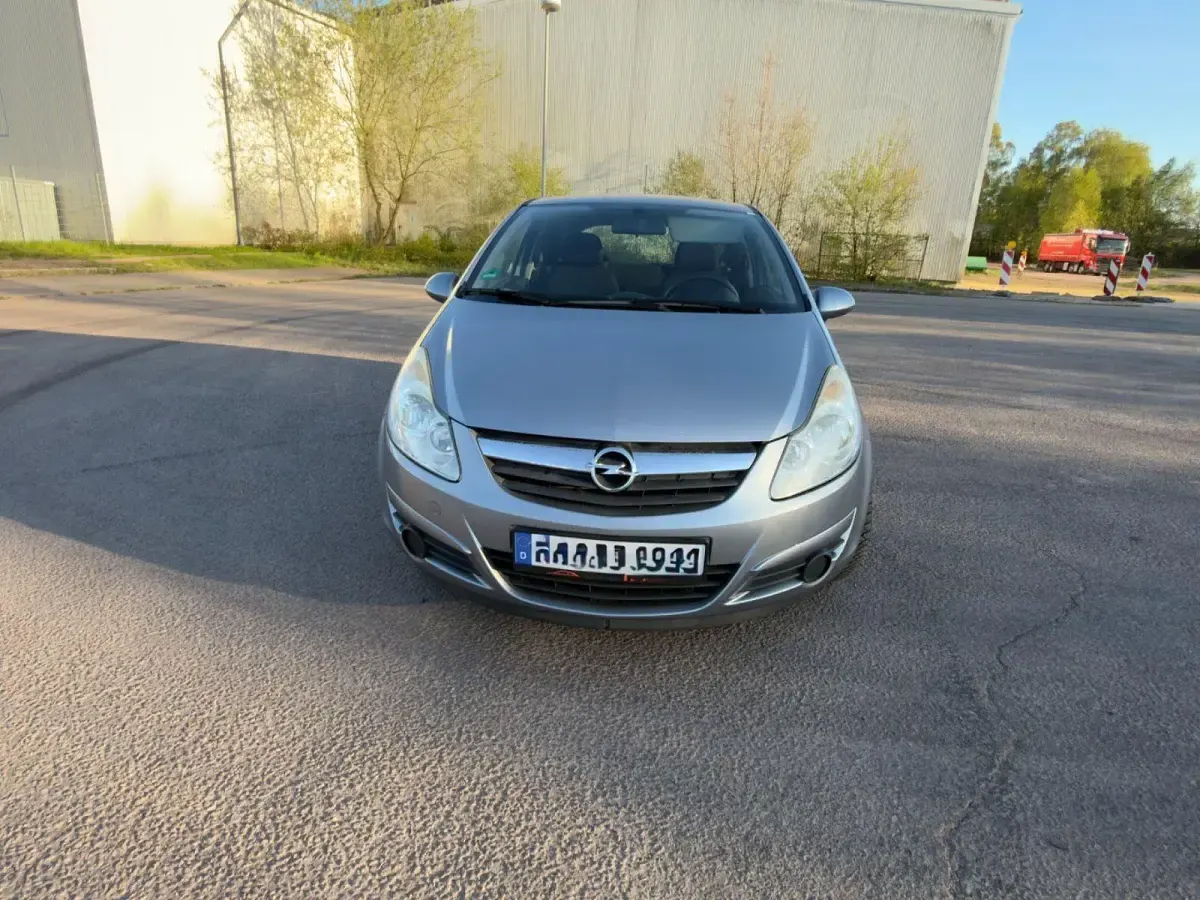Używany Opel Corsa 60 KM (44 kW) 2009 Niebieski Hatchback