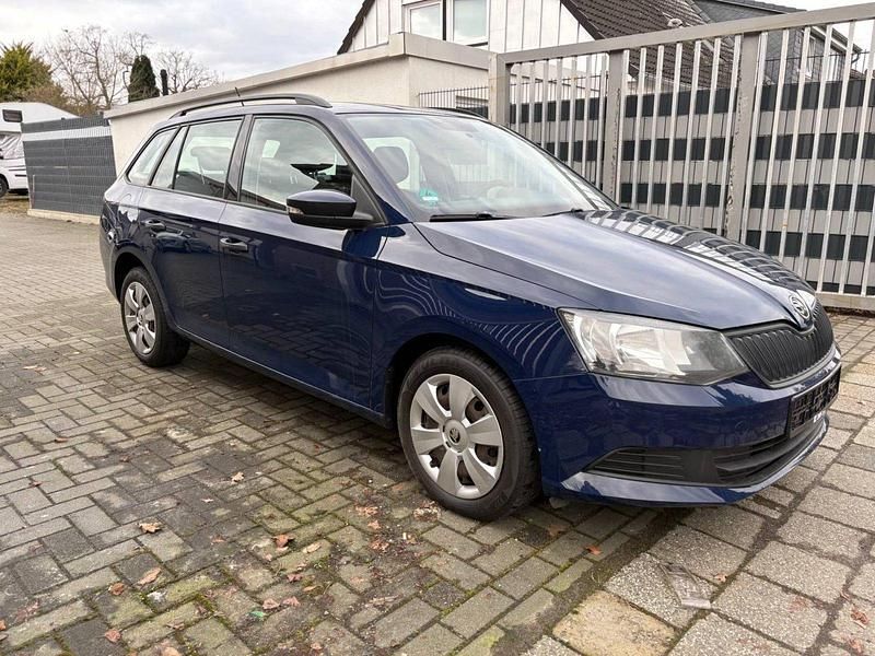Gebraucht Skoda Fabia Active 90 PS (66 kW) 2015 Blau Kombi