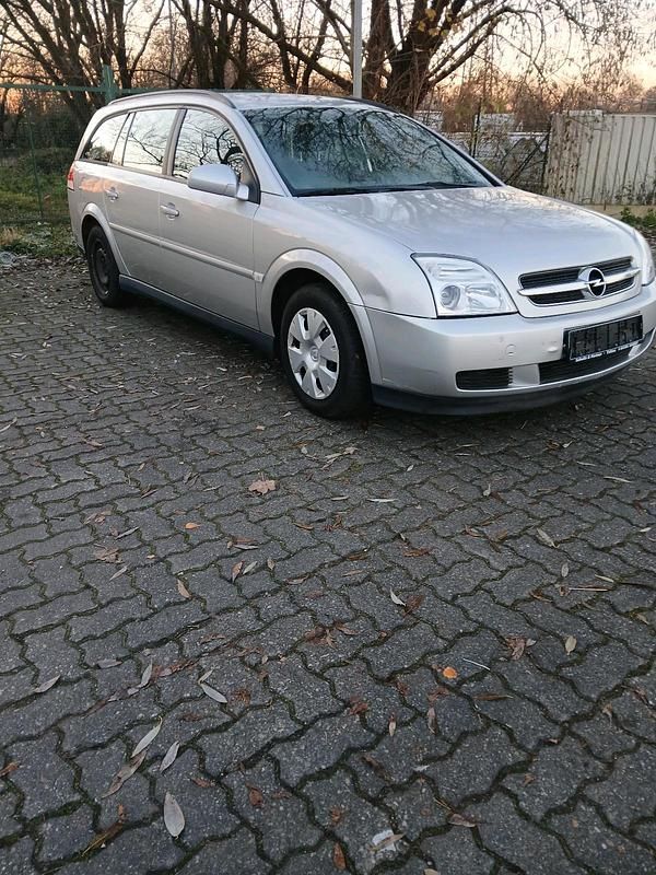Gebraucht Opel Vectra 140 PS (102 kW) 2004 Silber Kombi