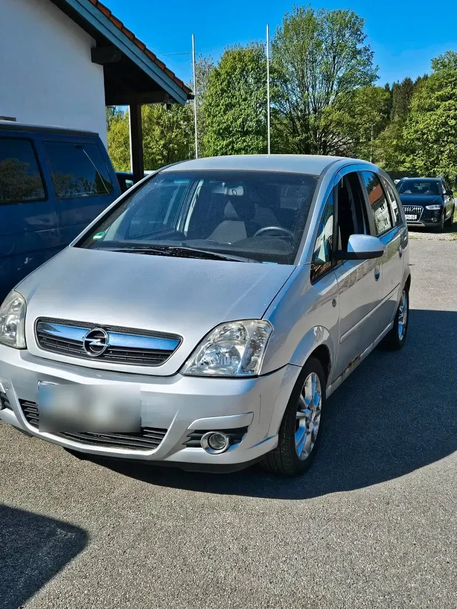 Second-hand Opel Meriva 105 CP (77 kW) 2007 Argintiu Monovolum