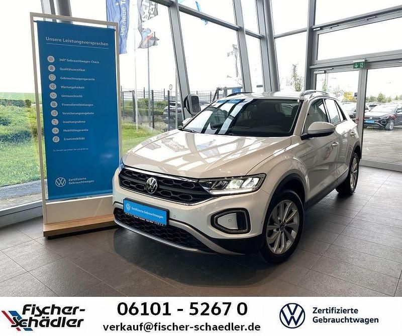 Weiß Gebraucht 2022 VW T-Roc Life SUV | 21.850 € (Fairer Preis) - Bild 1/4