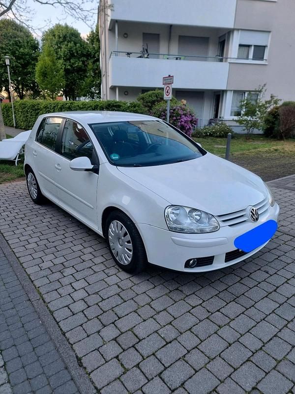Usata VW Golf VI 102 CV (75 kW) 2008 Bianco Utilitaria