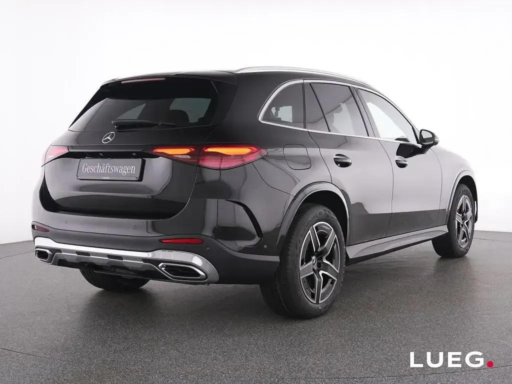 Gebraucht Mercedes GLC400d AMG 381 PS (280 kW) 2026 Schwarz SUV