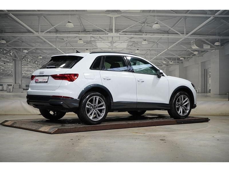 Gebraucht Audi Q3 Advanced Plus 150 PS (110 kW) 2025 Gletscherweiß metallic SUV