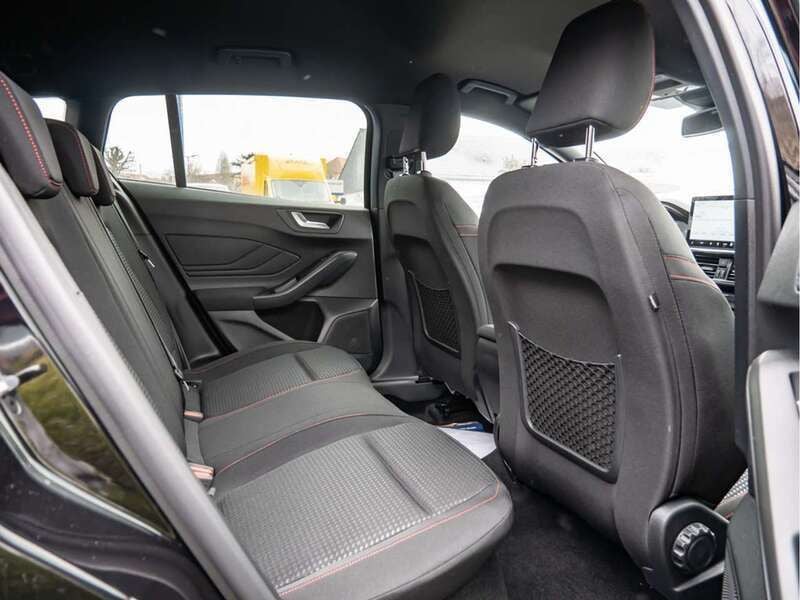 Nowe Ford Focus ST-Line 125 KM (91 kW) 2025 Czarny Kombi