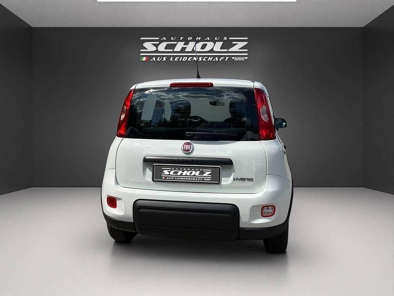 Gebraucht Fiat Panda 69 PS (50 kW) 2024 Gelato weiß Kleinwagen