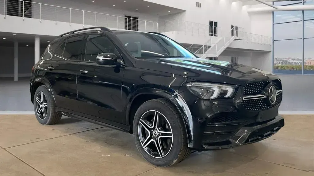 Gebraucht Mercedes GLE400 AMG line 330 PS (242 kW) 2022 Schwarz SUV