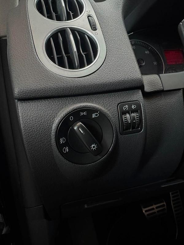 Gebraucht VW Golf V 140 PS (102 kW) 2007 Andere farben Limousine