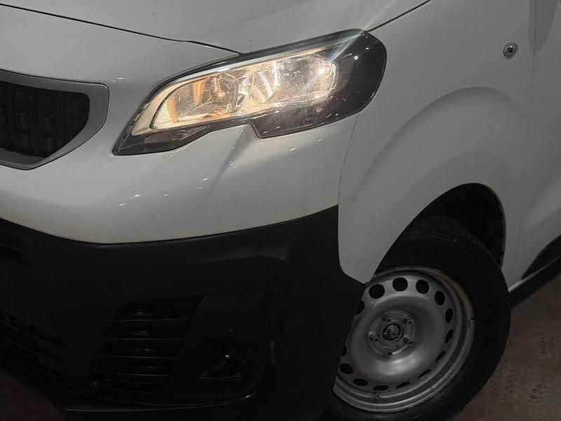 Gebraucht Peugeot Expert 122 PS (89 kW) 2016 Weiß Van