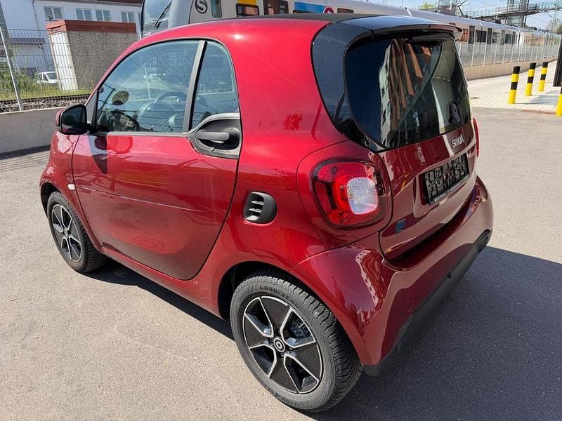 Gebraucht Smart ForTwo Electric Drive 60 kW (82 PS) 2023 Rot Coupé