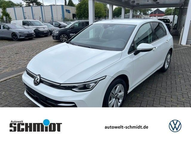 Pure white Gebraucht 2024 VW Golf VIII R Limousine | 22.985 € (Superpreis) - Bild 1/4