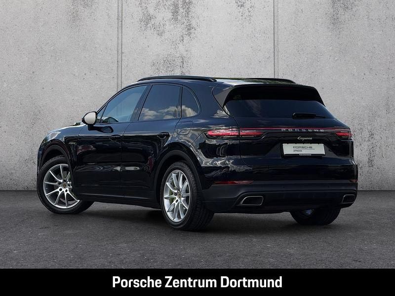 Second-hand Porsche Cayenne 462 CP (339 kW) 2021 Negru SUV