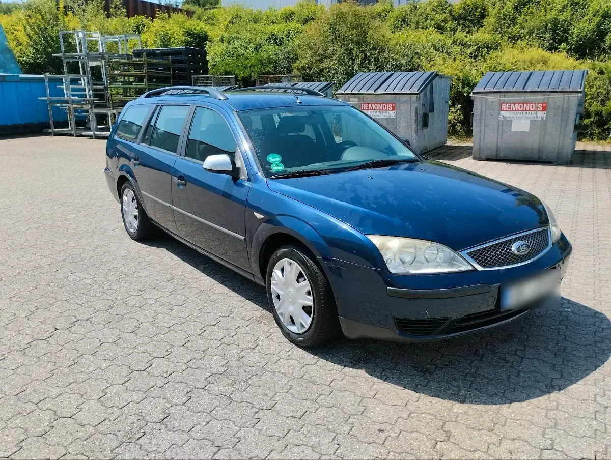 Gebraucht Ford Mondeo 110 PS (80 kW) 2003 Blau Kombi