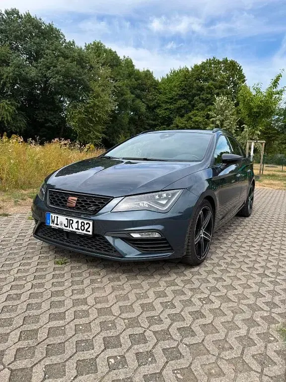 Gebraucht Seat Leon ST 4Drive 300 PS (220 kW) 2019 Grau Kombi