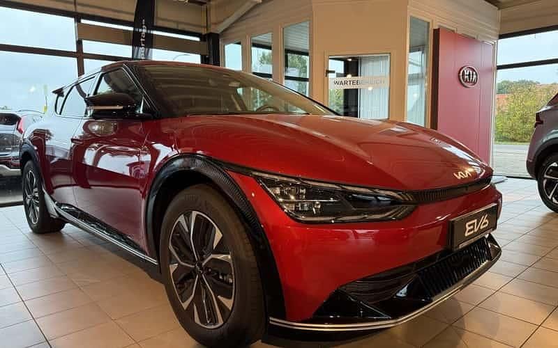 Runway rot metallic Gebraucht 2024 Kia EV6 SUV | 39.990 € (Superpreis) - Bild 1/4