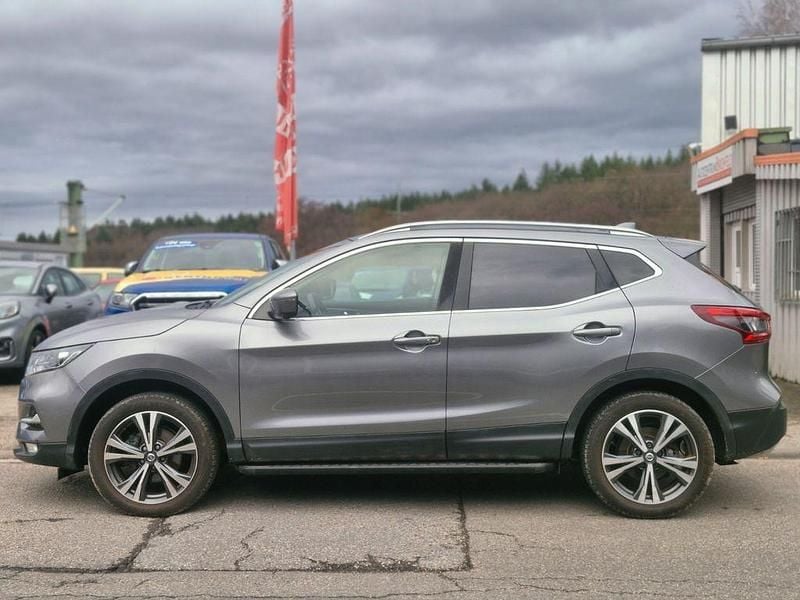 Gebraucht Nissan Qashqai N-Connecta 116 PS (85 kW) 2018 SUV
