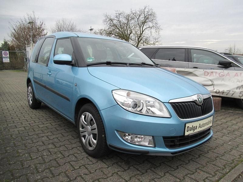 Gebraucht Skoda Roomster 105 PS (77 kW) 2012 Blau Van / Kleinbus