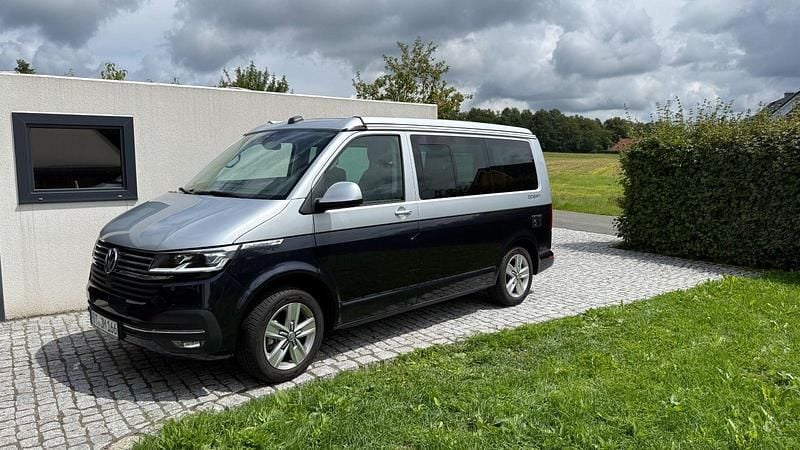Blau Gebraucht 2024 VW California California Van | 66.000 € (Guter Preis) - Bild 1/4