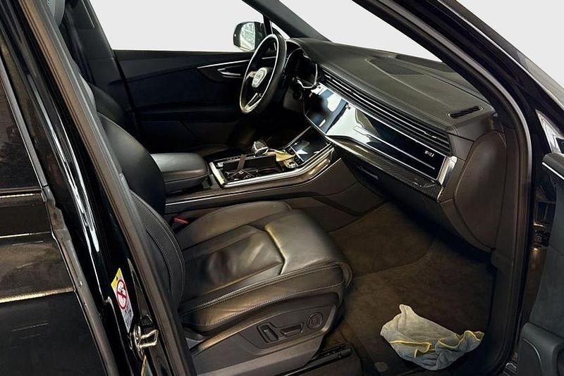 Gebraucht Audi Q7 Competition 232 PS (170 kW) 2023 Mythosschwarz metallic SUV