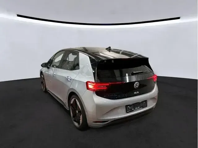 Gebraucht VW ID.3 Pro Performance 150 kW (204 PS) 2023 Scale silver metallic Kleinwagen