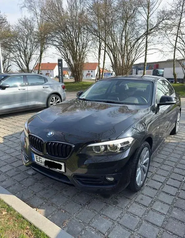 Gebraucht BMW 220 Sport Line 184 PS (135 kW) 2018 Schwarz Coupé