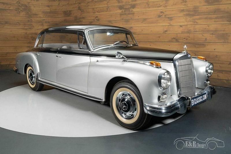 Gebraucht Mercedes 300 159 PS (116 kW) 1962 Silber Limousine