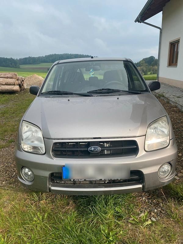 Grau Gebraucht 2005 Subaru Justy Kleinwagen | 350 € - Bild 1/4