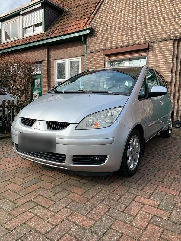 Gebraucht Mitsubishi Colt 95 PS (69 kW) 2006 Silber Kleinwagen