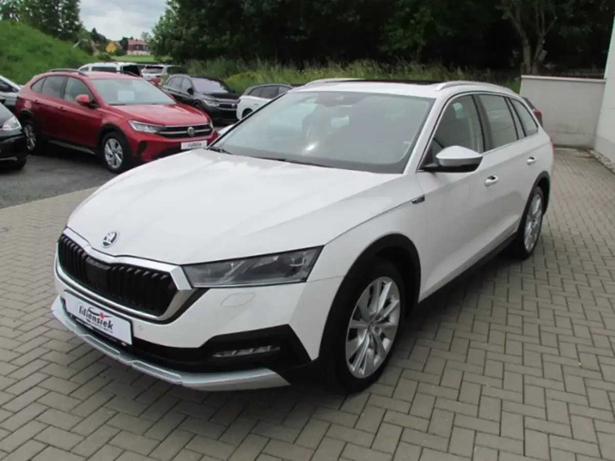 Gebraucht Skoda Octavia 200 PS (147 kW) 2023 Kombi