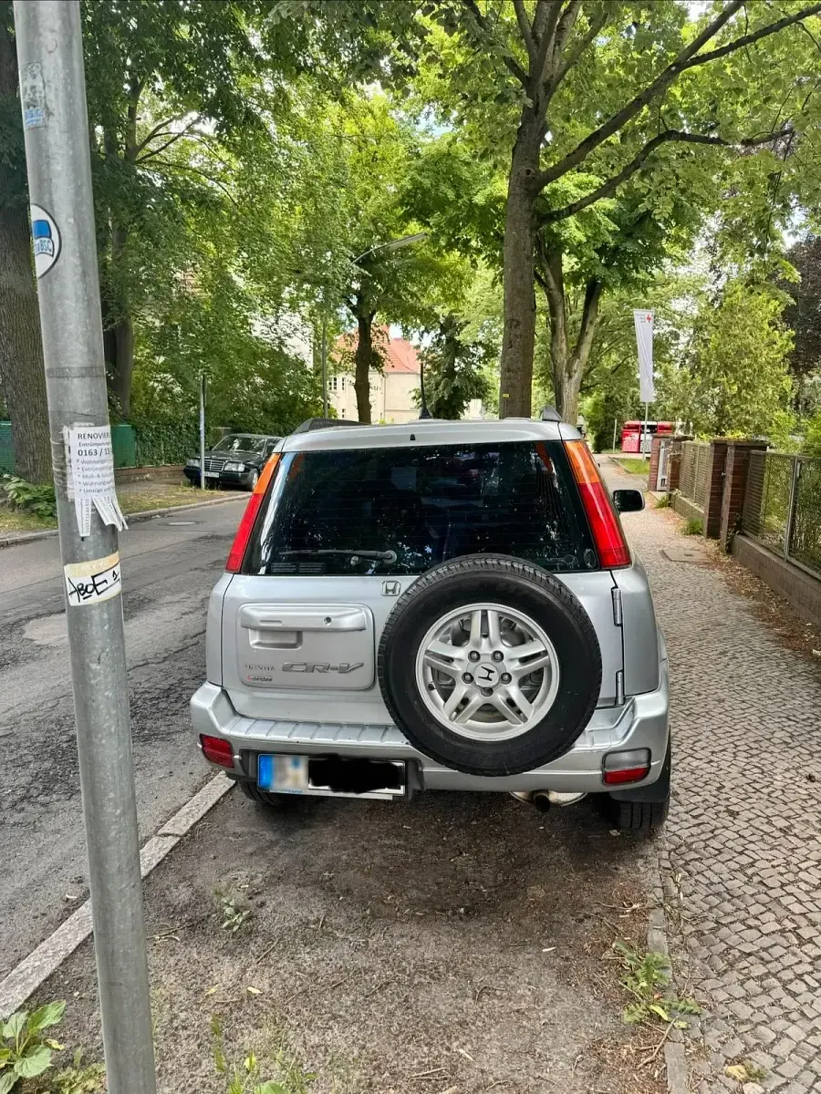 Gebraucht Honda CR-V 147 PS (108 kW) 2001 Silber SUV