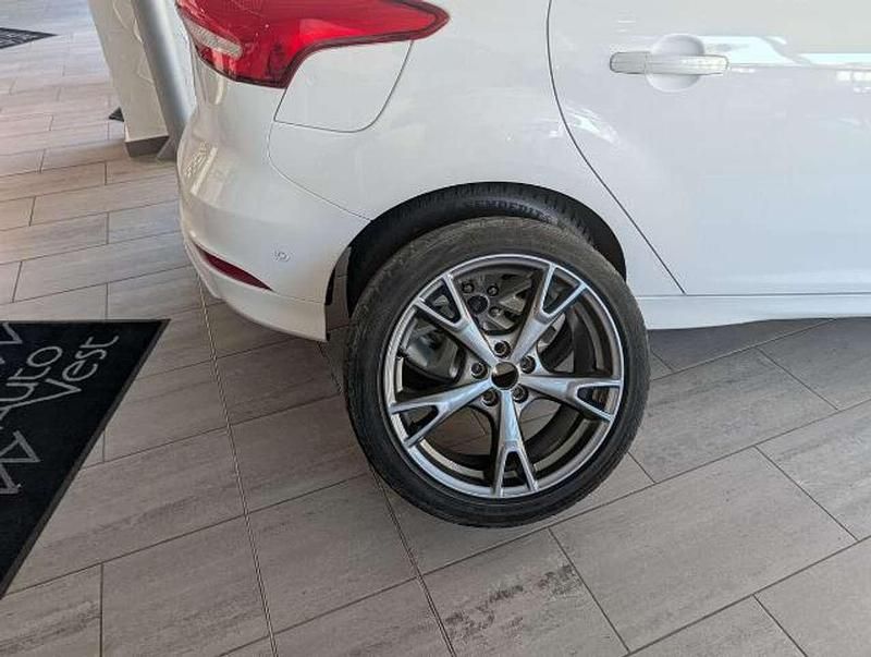 Gebraucht Ford Focus ST-Line 140 PS (102 kW) 2018 Other Limousine