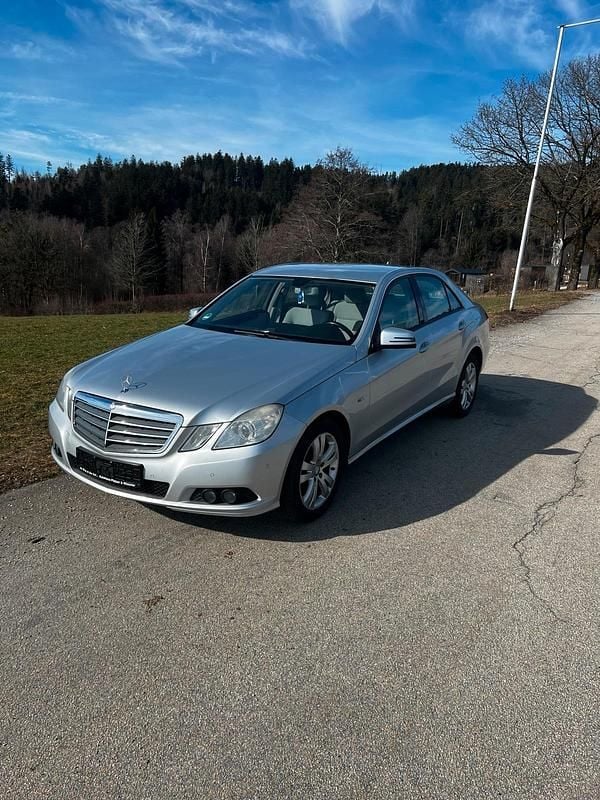 Gebraucht Mercedes E220 2009 Limousine