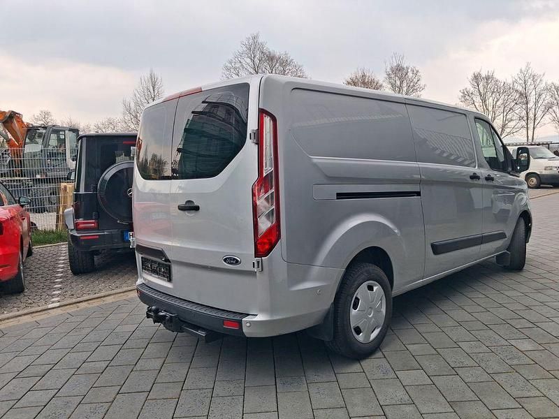 Gebraucht Ford Transit Custom Trend 131 PS (96 kW) 2020 Silber Van / Kleinbus
