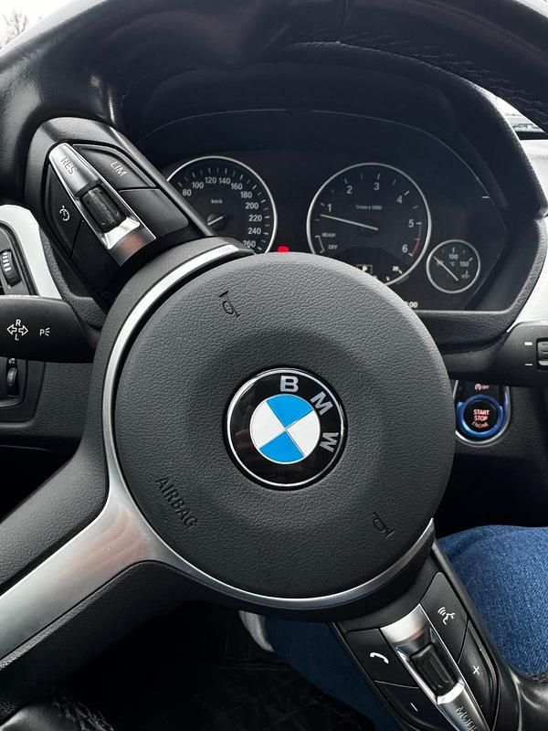 Gebraucht BMW 330 Luxury Line 258 PS (189 kW) 2016 Limousine