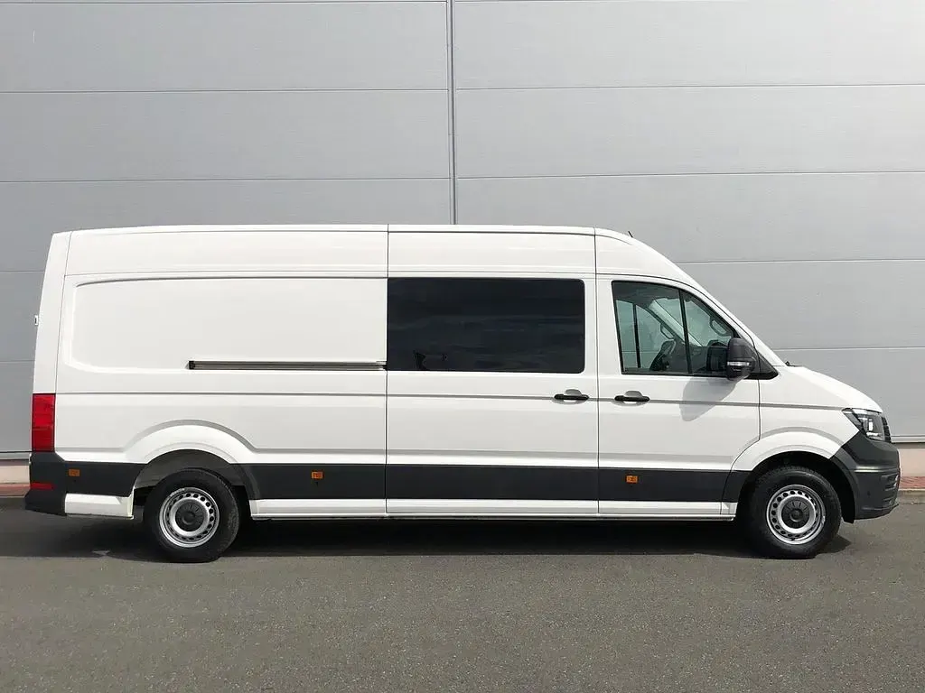 Gebraucht VW Crafter 177 PS (130 kW) 2025 Weiß Van
