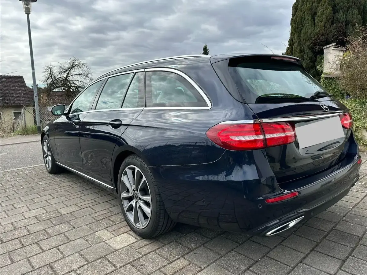 Brugt Mercedes E220 194 HK (142 kW) 2019 Blå Stationcar
