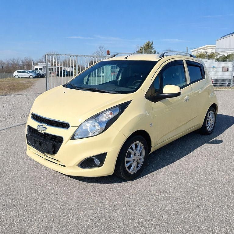 Gebraucht Chevrolet Spark LTZ 82 PS (60 kW) 2013 Gelb Kleinwagen