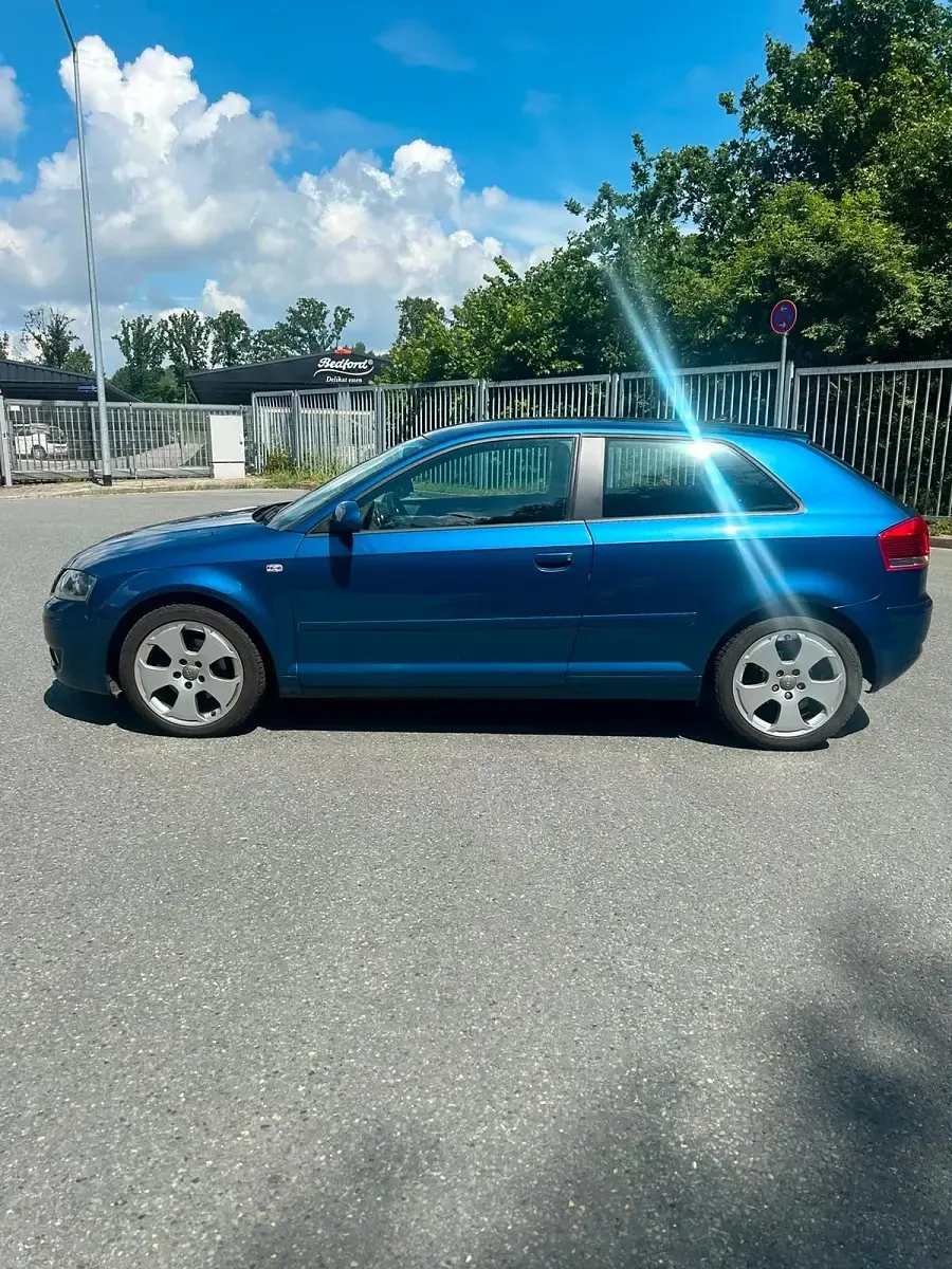 Gebraucht Audi A3 116 PS (85 kW) 2007 Blau Kleinwagen