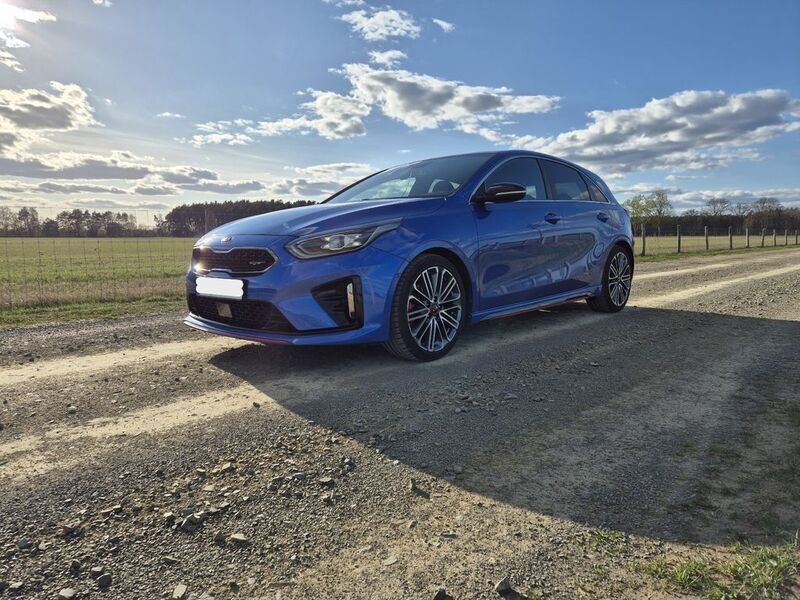 Blau Gebraucht 2019 Kia Ceed GT Limousine | 17.899 € (Guter Preis) - Bild 1/4