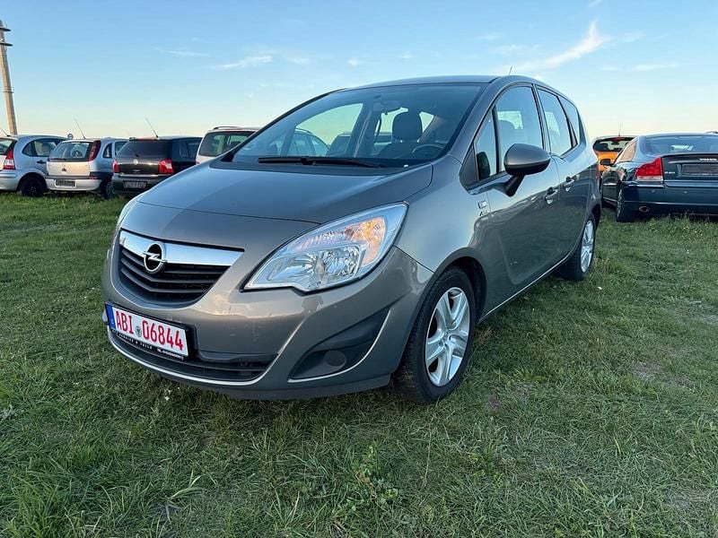 Gebraucht Opel Meriva 120 PS (88 kW) 2014 Braun Van / Kleinbus