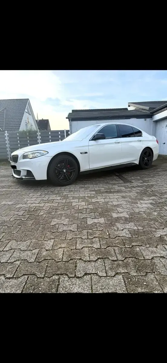 Gebraucht BMW 520 184 PS (135 kW) 2012 Weiß Limousine