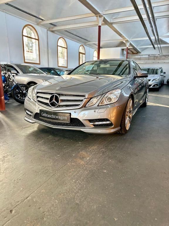 Gebraucht Mercedes E500 AMG 408 PS (300 kW) 2012 Grau Coupé