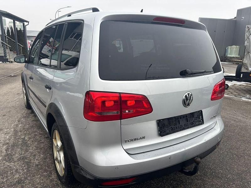 Gebraucht VW Touran Cross 140 PS (102 kW) 2012 Silber Van / Kleinbus