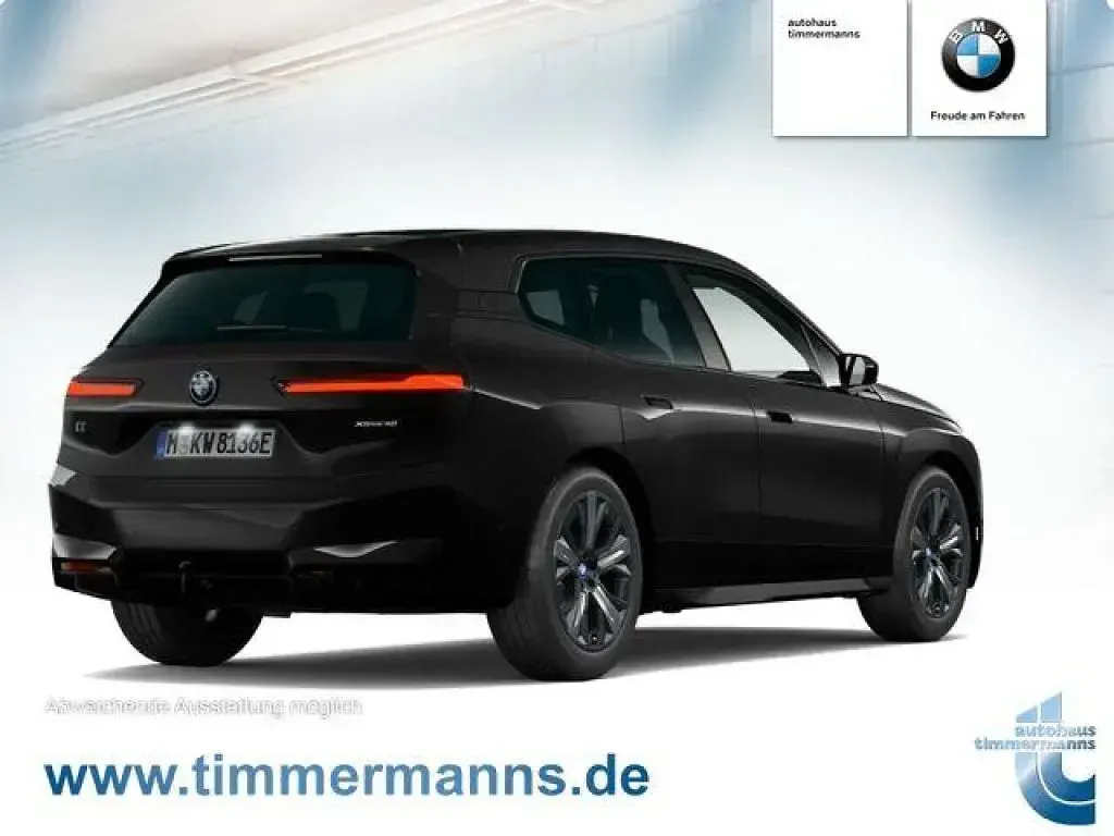 Gebraucht BMW iX Sport Line 239 kW (326 PS) 2023 Saphirschwarz (metallic) SUV