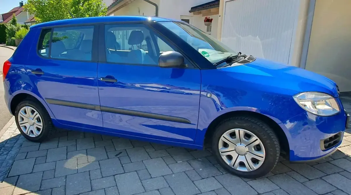 Gebraucht Skoda Fabia 60 PS (44 kW) 2026 Blau Kleinwagen